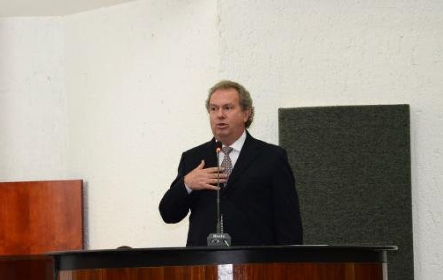 Mauro Carlesse está há 11 dias preso na AL