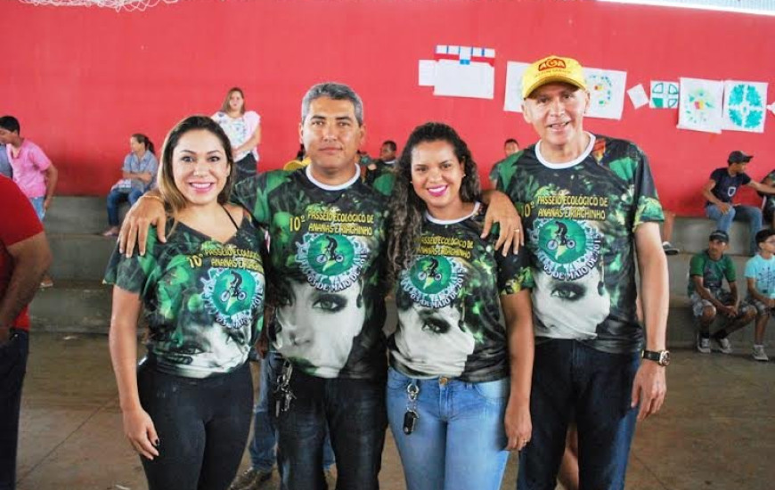 Luana prestigiou o 10º Passeio Ecológico