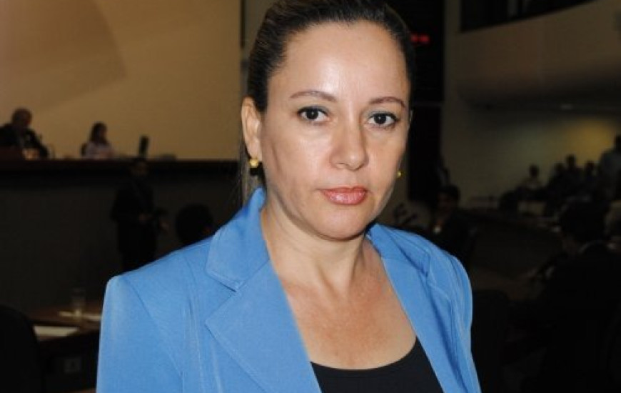 Deputada Josi Nunes (PMDB)