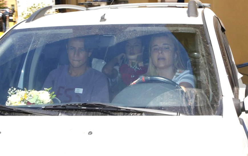 Atriz saiu do hospital na manhã deste sábado