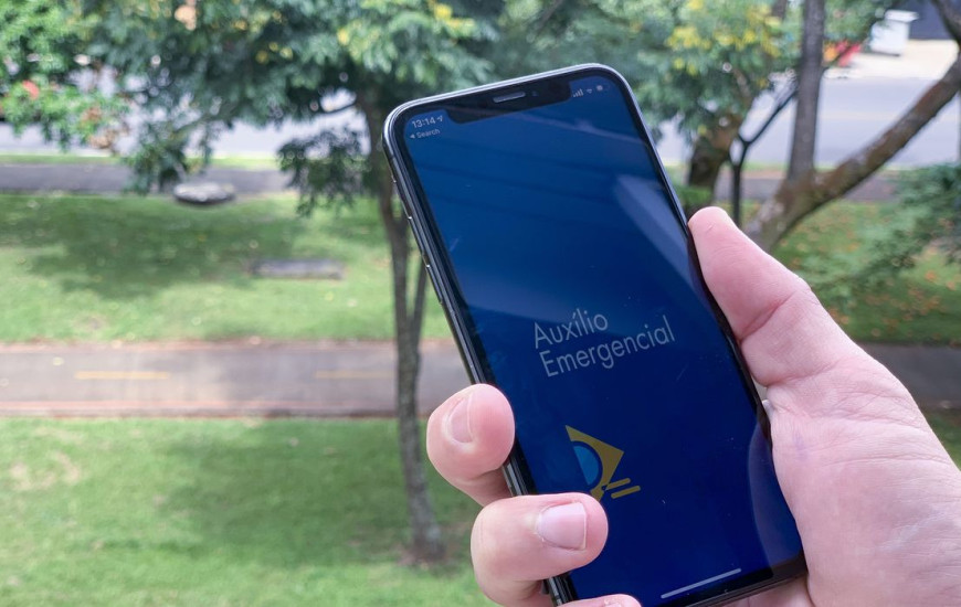 O auxílio atende pessoas vulneráveis afetadas pela pandemia de Covid-19 