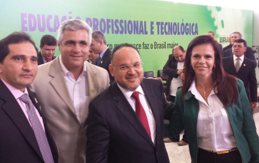 Deputada Dorinha durante lançamento do Pronatec