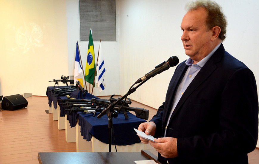 Mauro Carlesse, participou na segunda da entrega de novos armamentos para PM