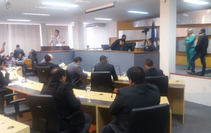 Vereadores iniciaram votação do PL nesta sexta