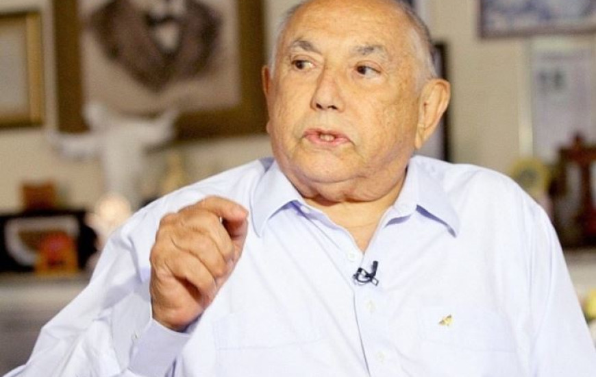 Siqueira Campos irá passar pelo menos 10 dias em apartamento de hospital