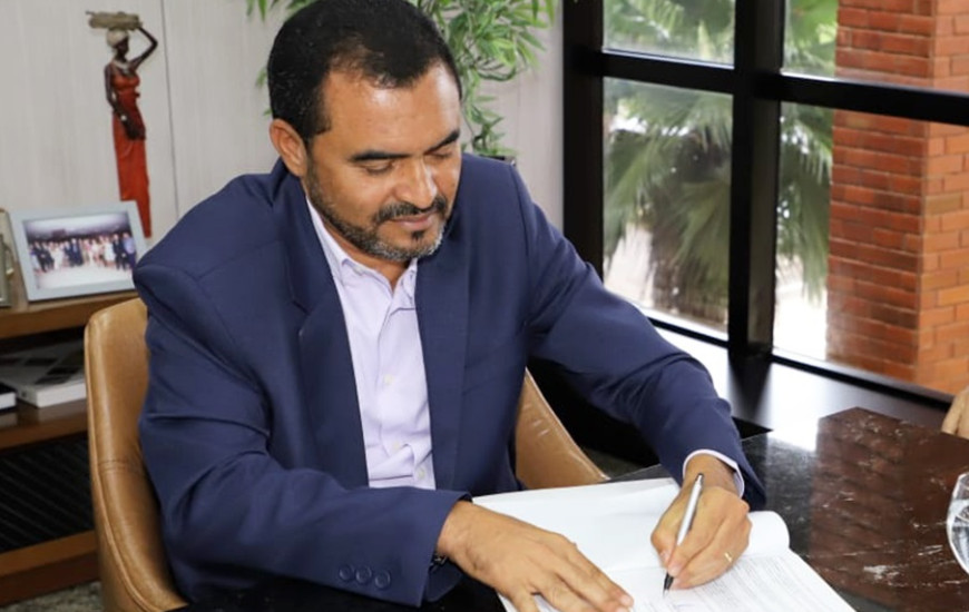 Governador Wanderlei Barbosa.