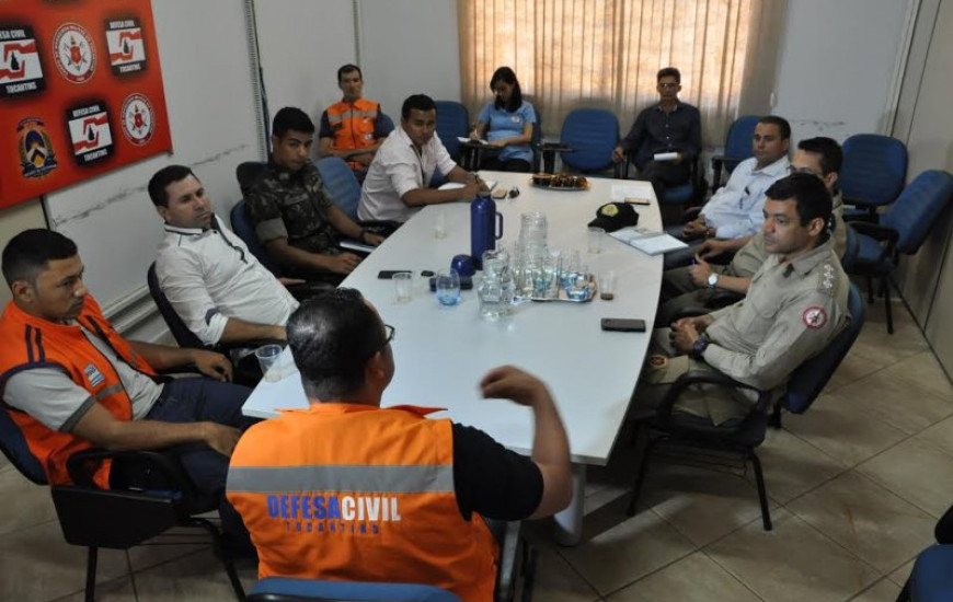 Representantes de órgãos debatem ações