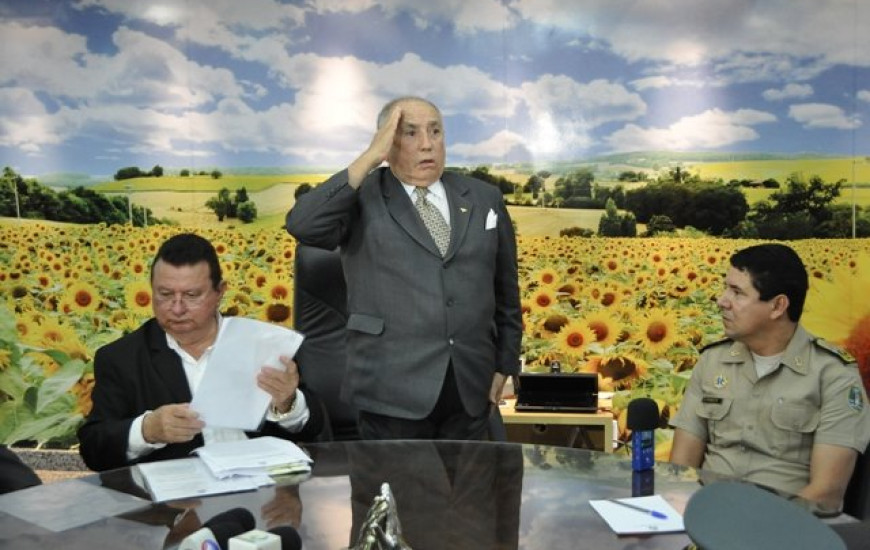 Siqueira Campos confirma pré-candidatura ao Senado