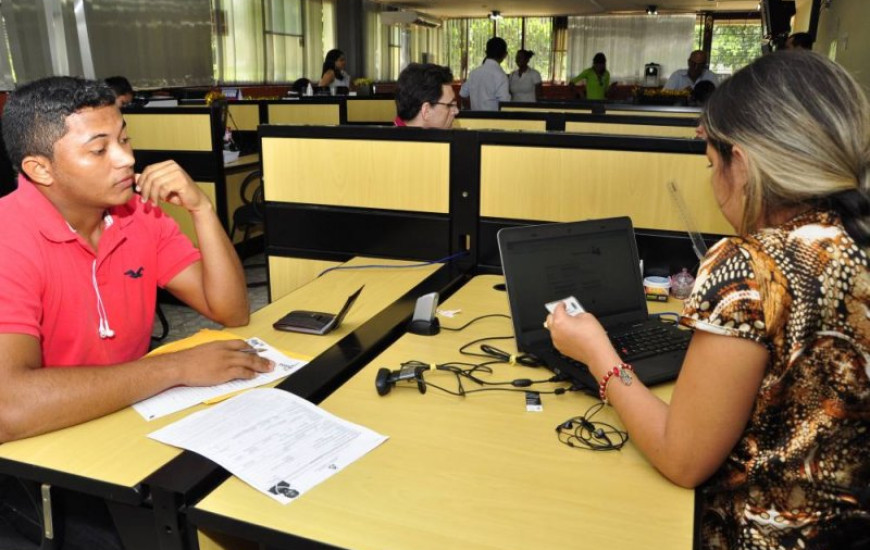 Servidor deve entregar documentos à Secad