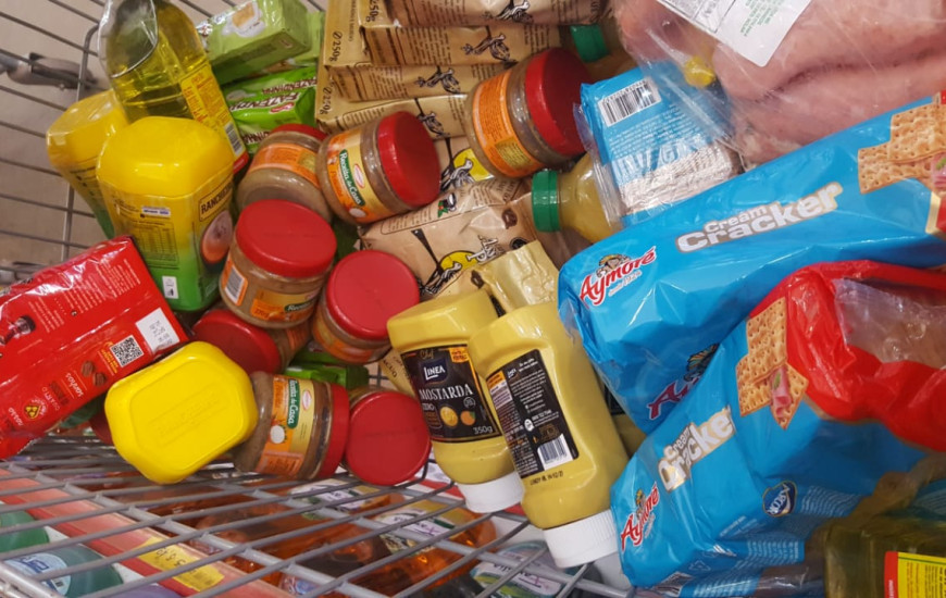  Produtos alimentícios, de higiene e limpeza foram apreendido