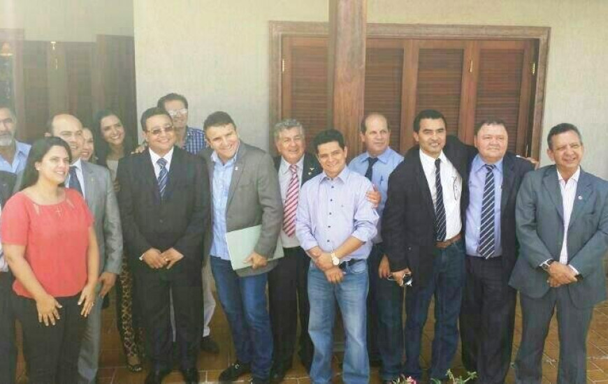 Reunião teria acontecido na casa de Sandoval