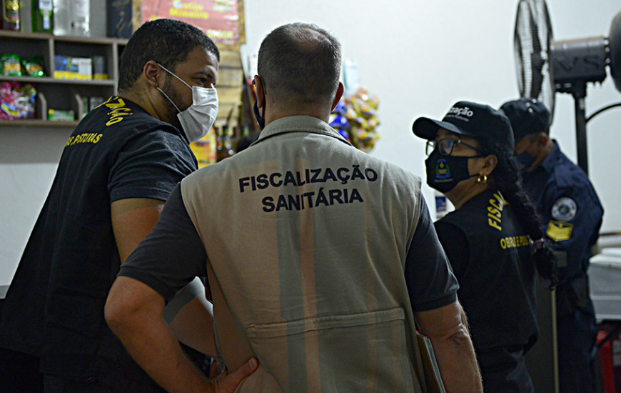 Fiscais também orientaram comerciantes e reforçaram protocolos de segurança.