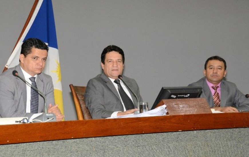 Deputados repercutem medidas