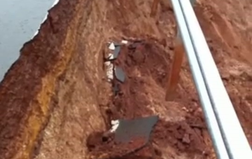 Trecho foi sinalizado pela Ageto na manhã de domingo, 6