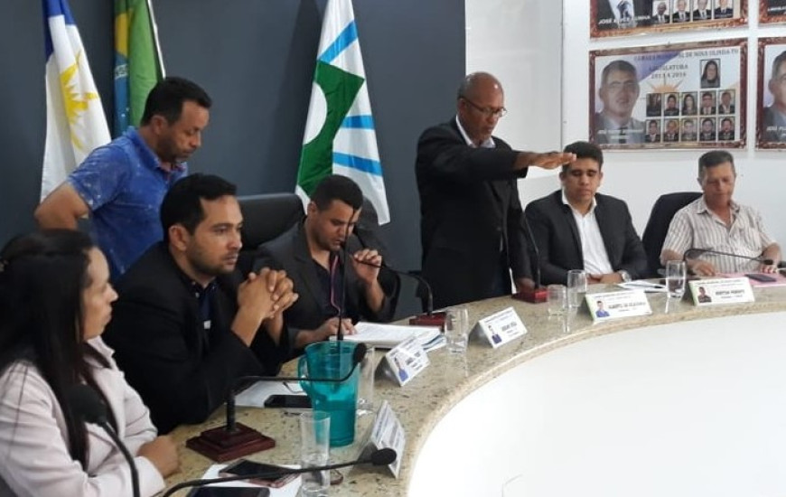 Nelson Araújo de Brito, assumiu ontem, 20, o comando da cidade