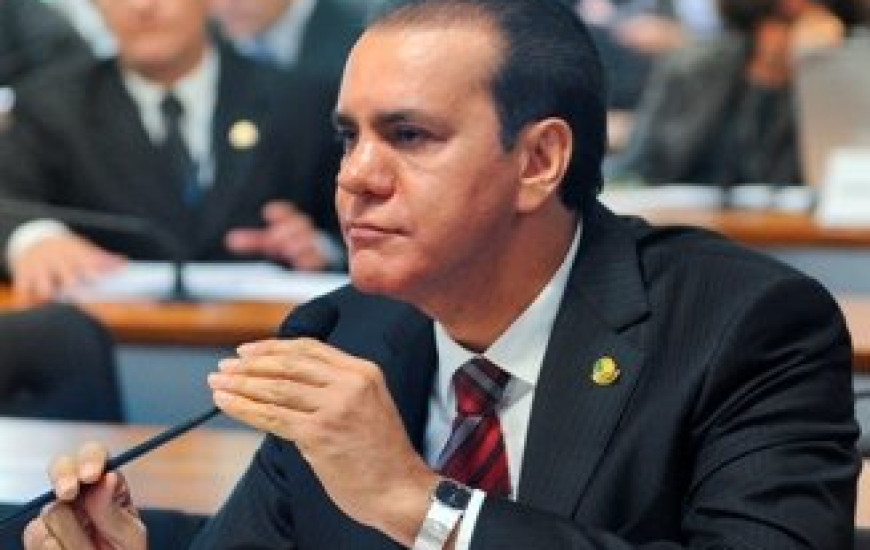 Senador Ataídes Oliveira