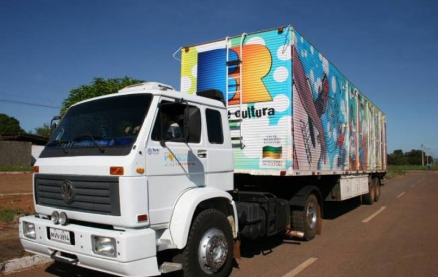 Artistas não tem acesso ao Caminhão BR e Cultura