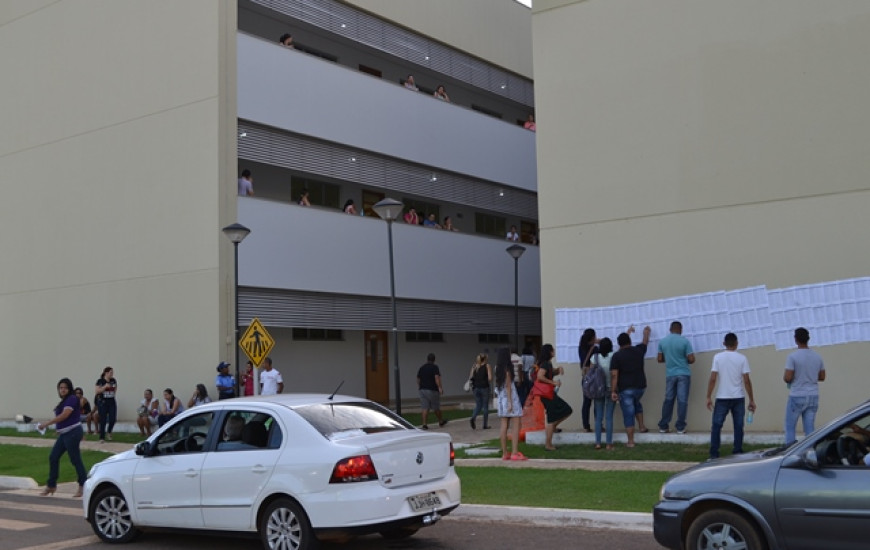 Mais de 4 mil candidatos disputam as vagas