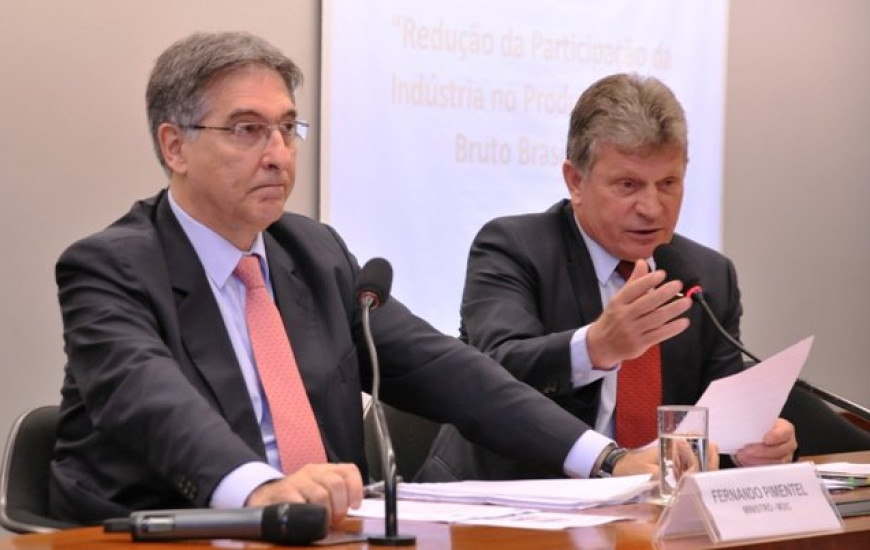 Agnolin com ministro Pimentel