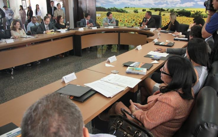 Vice-governador recebeu membros da missão