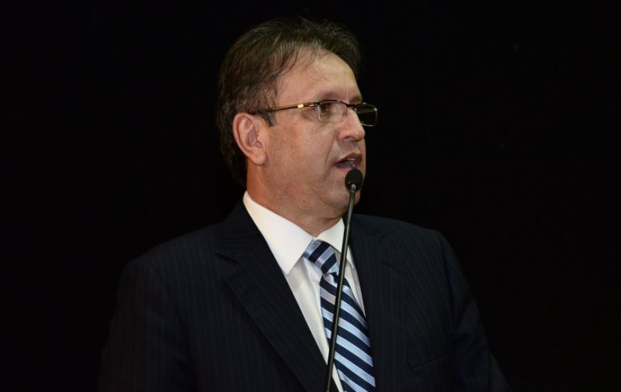 Governador sanciona LOA 2015