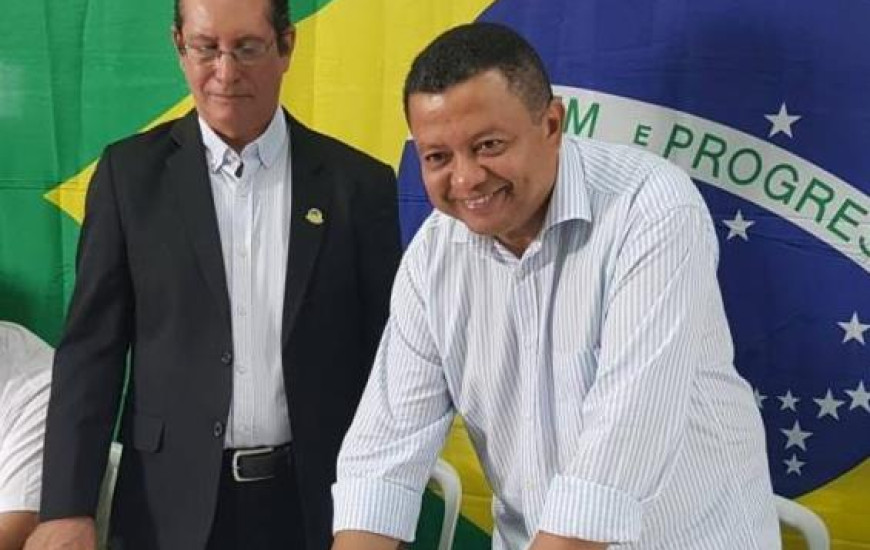 Márlon Reis recebe o apoio do partido