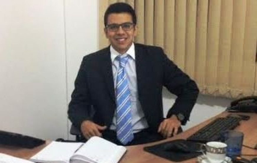 Advogado defende nomeação de clientes