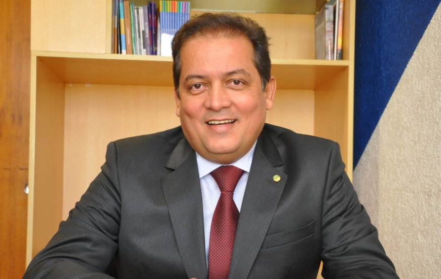 Senador deixou o SD para se filiar ao MDB