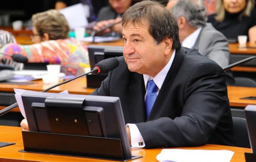 Halum requer CPI para investigar CBF