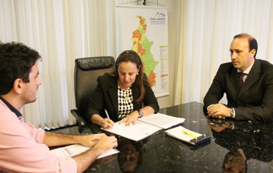 Assinatura de ordem de serviço