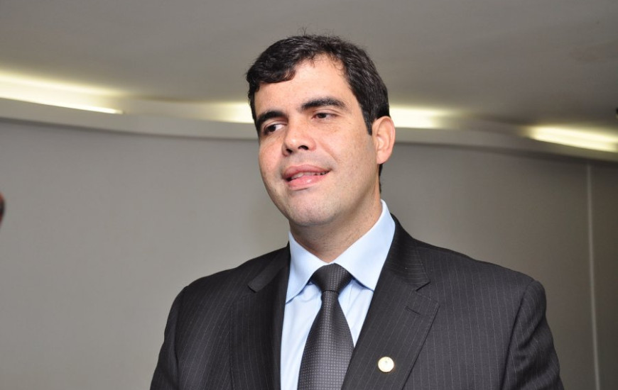 Ricardo Ayres passa a compor base de Miranda