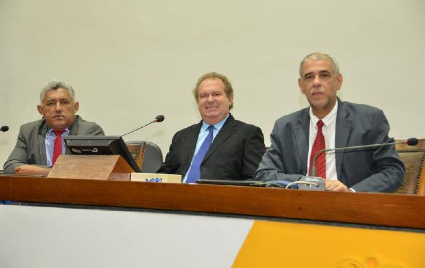 Projeto é de autoria da Mesa Diretora