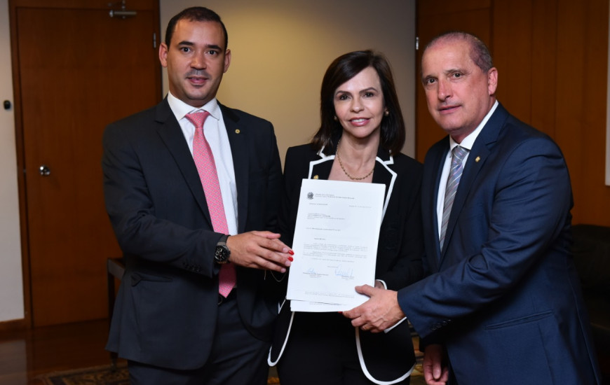 Encontro entre Vicentinho Júnior, Dorinha e Ministro da Casa Civil