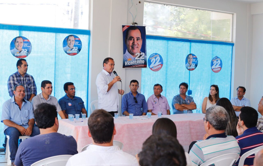 Vicentinho apresenta plano de governo para empresários de Porto Nacional