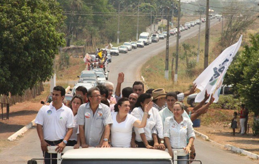 Coligação em carreata em Chapada da Natividade