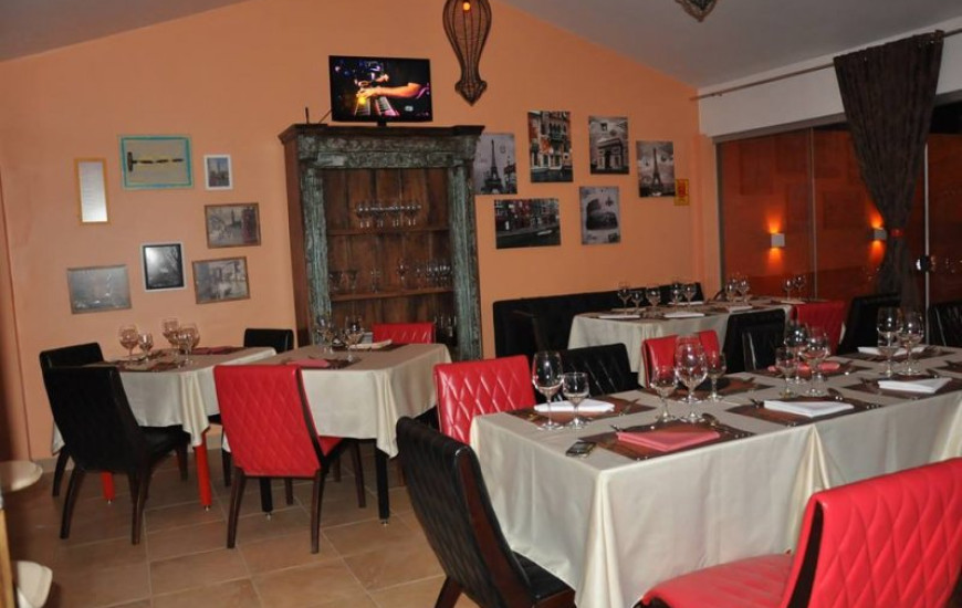 Ambiente requintado: boa comida e vinhos