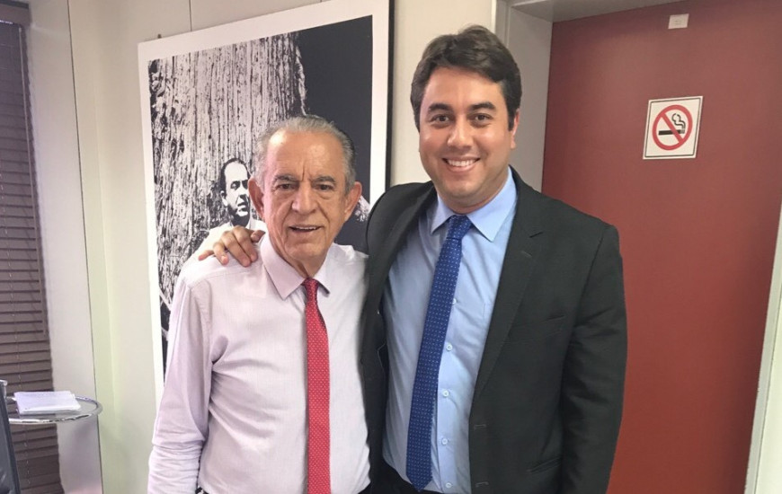 Parlamentar irá entregar título de cidadão a Iris Rezende