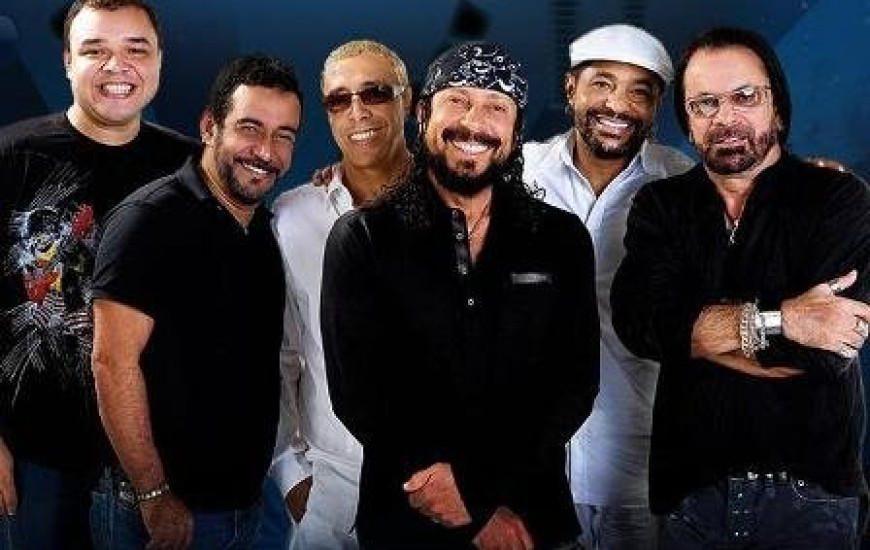 Chiclete com Banana faz a festa nesta sexta