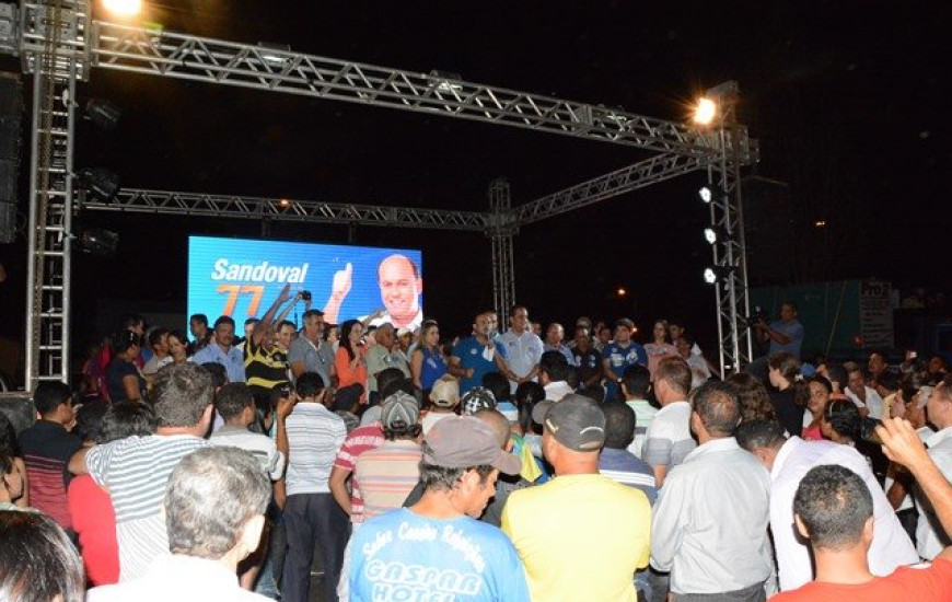 Sandoval em comício em Araguatins