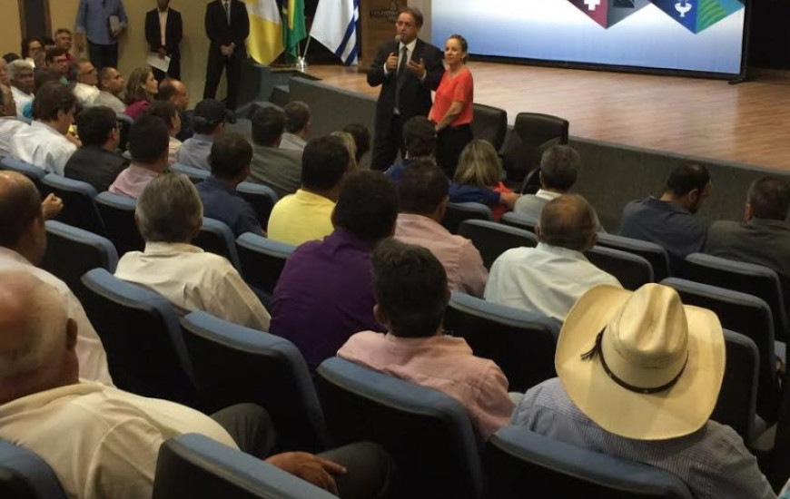 Miranda e Josi reúnem líderes no Palácio