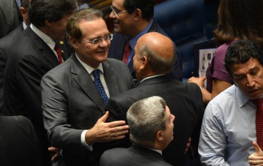 Renan Calheiros obteve 49 votos