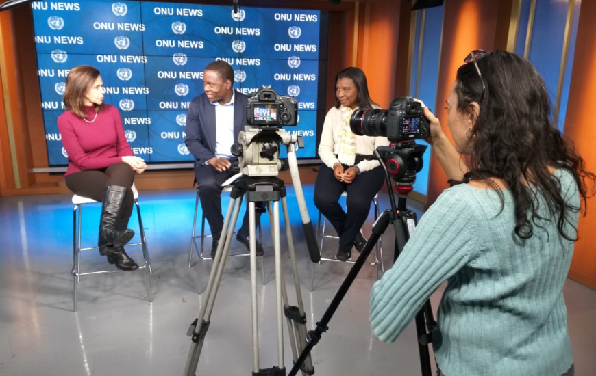 Dorinha concede entrevista ao lado da deputada federal Rosangêla Gomes 