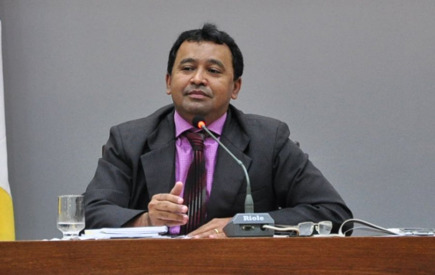 Elenil da Penha diz que se mantém independente