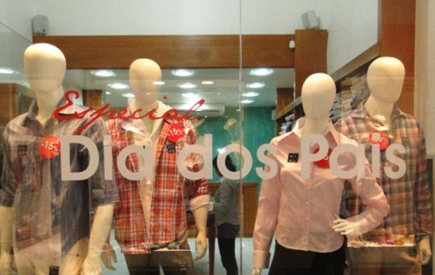 Cuidados na hora de comprar no dia dos pais