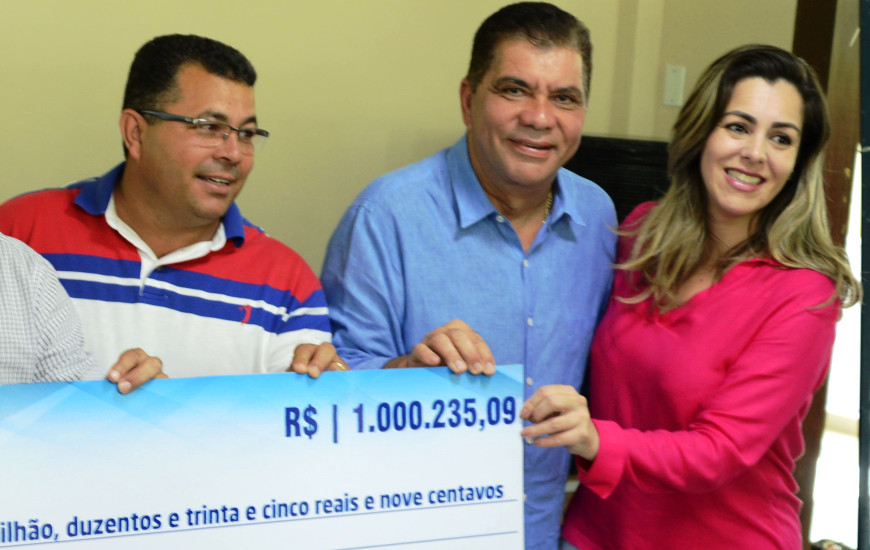 Folha anunciou que deixará base aliada do ex-prefeito via telefonema ao T1