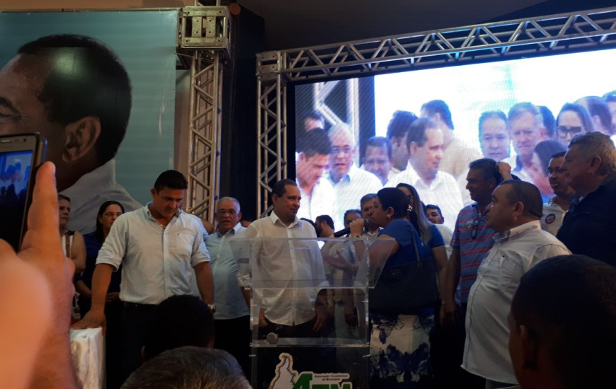 Vintinho é candidato a governador com vice Divino Bethania