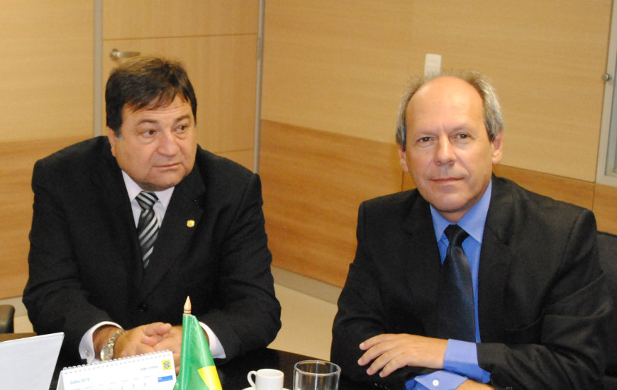 Halum e Dimas se desentendem em palanque