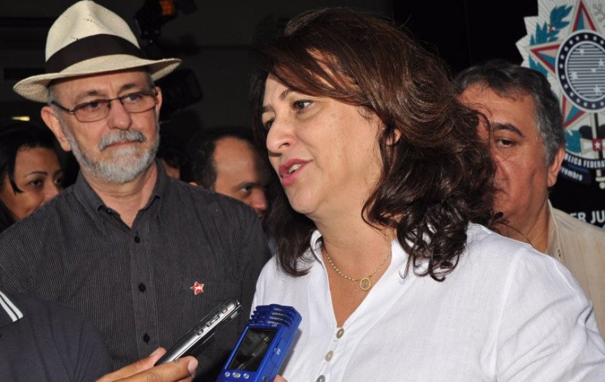 Senadora é a candidata que mais arrecadou