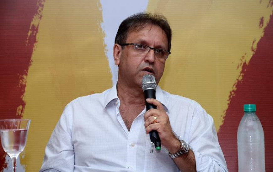 Governador estará em convenção do PMDB nesta 6ª