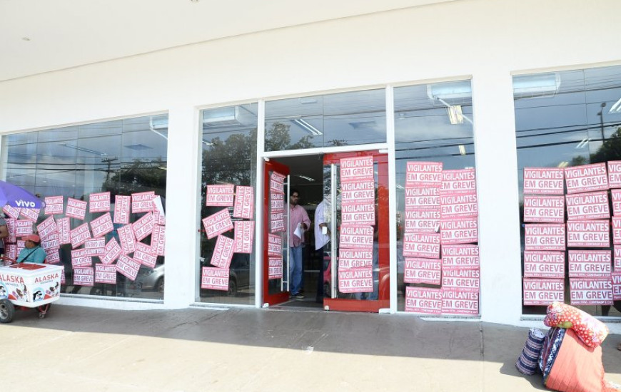 Greve dos vigilantes pode acabar hoje
